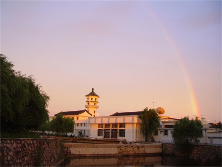 吉林大学