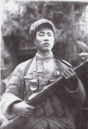 邱少云生前照片