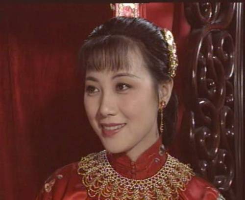 周莉
