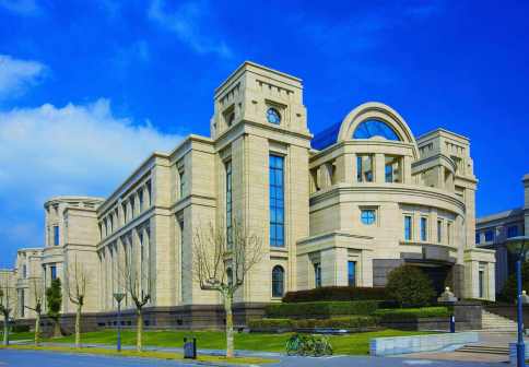 复旦大学