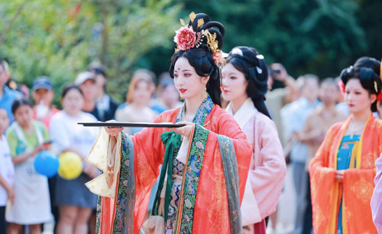 汉服