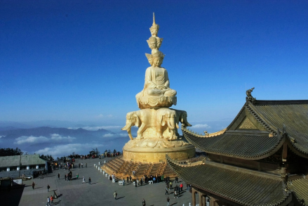 峨眉金顶