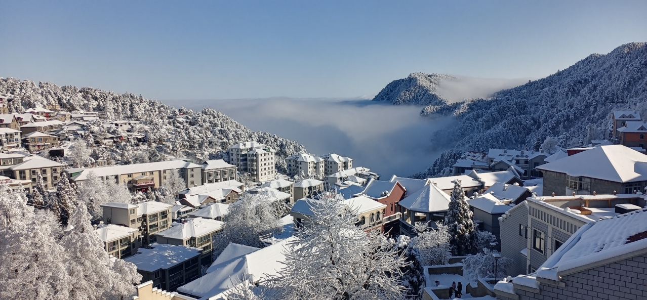 雪后牯岭