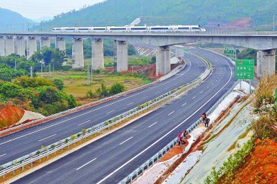 厦深铁路上跨广惠高速公路
