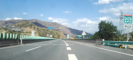 G4216蓉丽高速公路实景