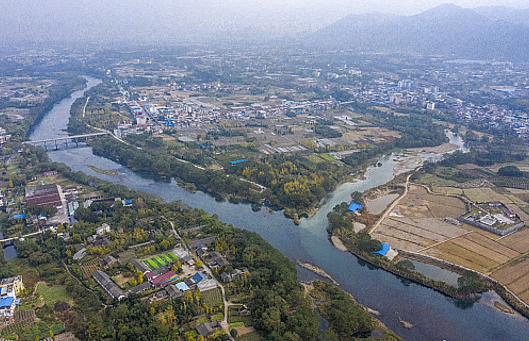 灵渠（南渠）西端汇入大溶江处的灵河口