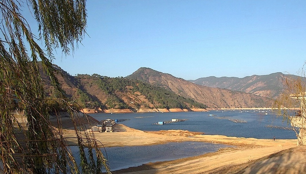 三源河（鳡鱼河）盐边县渔门镇二滩电站库尾