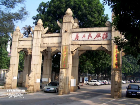 华南理工大学老校门