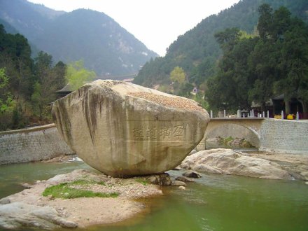 钓鱼台