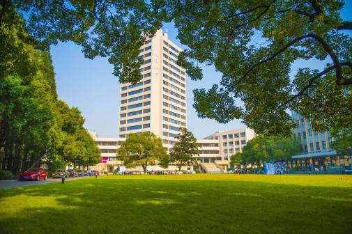 东华大学延安路校区