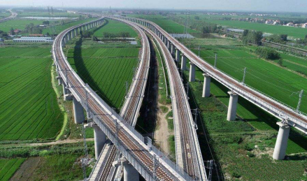 青盐铁路穿越沿海平原