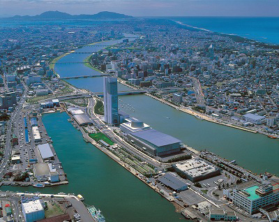 新潟国际会展中心远景图 