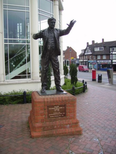 Ralph Vaughan Williams 雕像