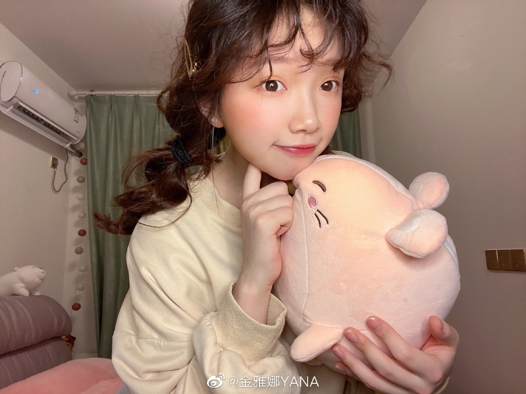 金雅娜写真照