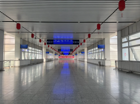 绵阳站站台通道