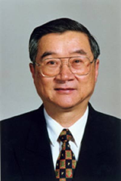胡启立
