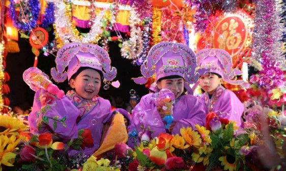 客家民俗活动现场图