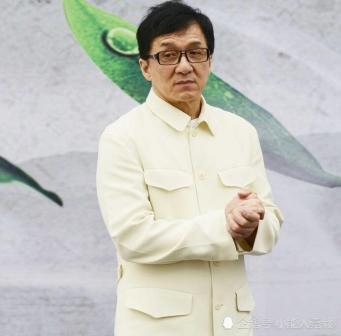 成龙中山装形象