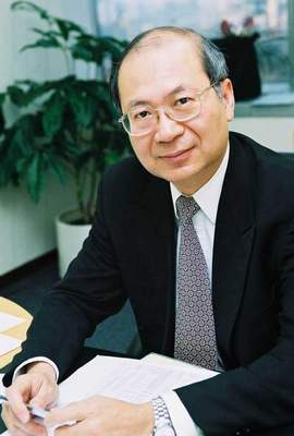 李名麟