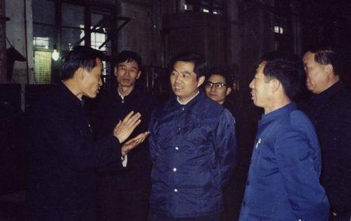 胡锦涛年轻时期照片