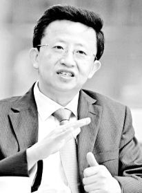 中国投资银行副主席龚方雄
