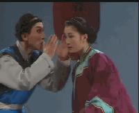 击图片看动画《半把剪刀》中王婆婆(陈芳饰)