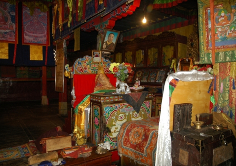 羌纳寺风光