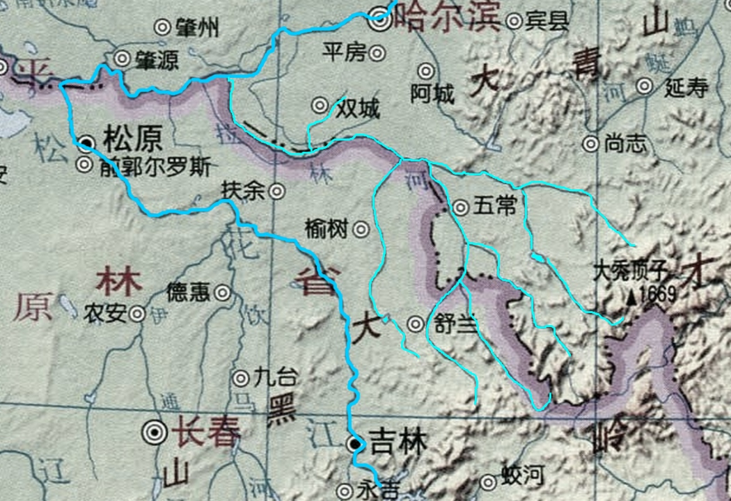 拉林河的位置及水系分布