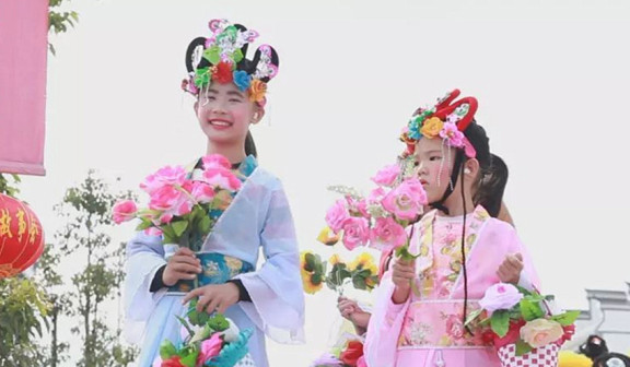 客家民俗活动现场图