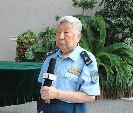 阎肃