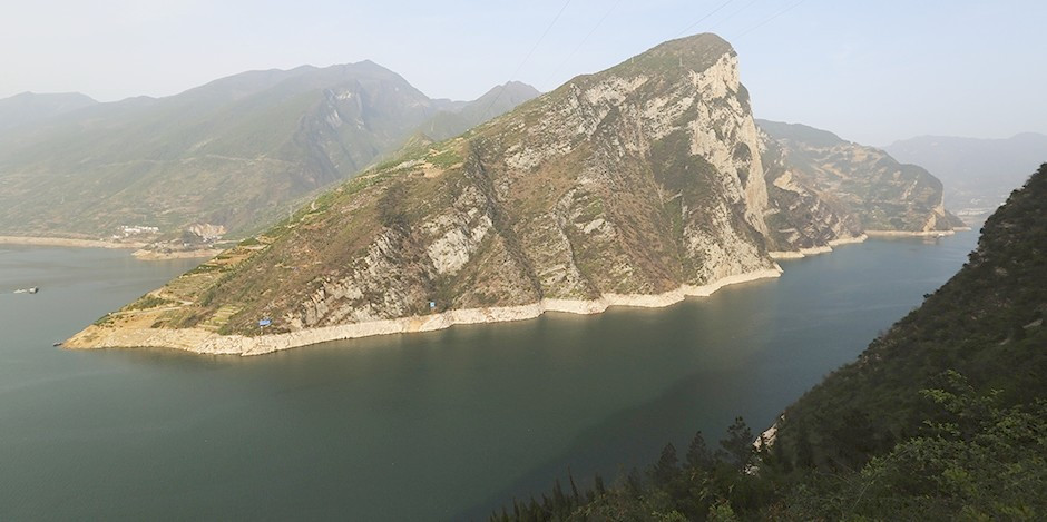 三峡蓄水后秭归西陵峡