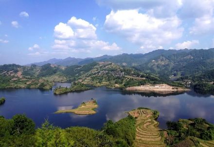 九龙湖风景旅游区