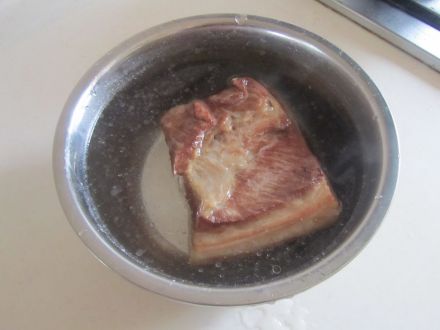 梅菜扣肉制作步骤