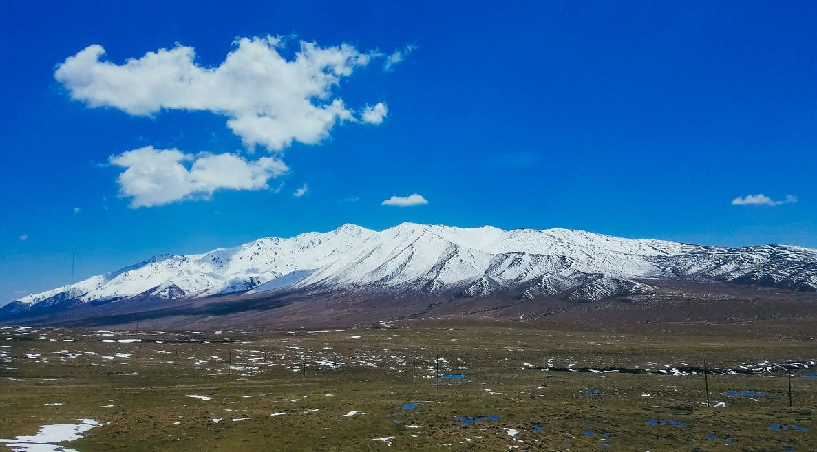 拉脊山