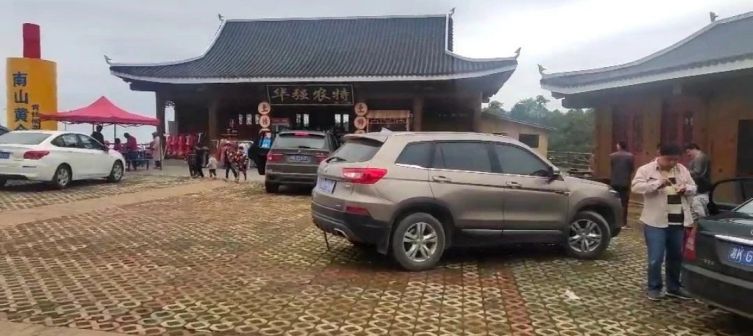 大丫口体验馆游人如织