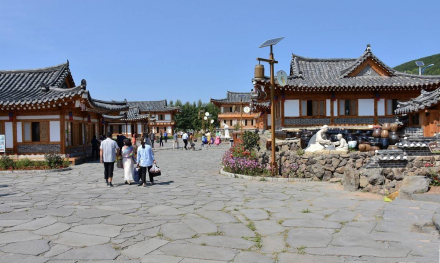 依兰镇风景图