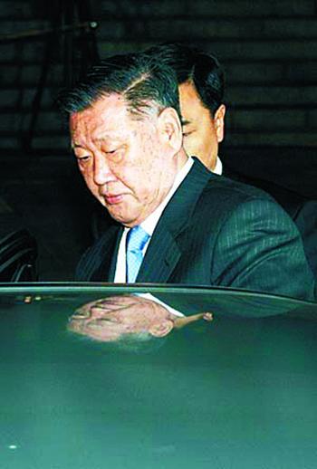 郑周永