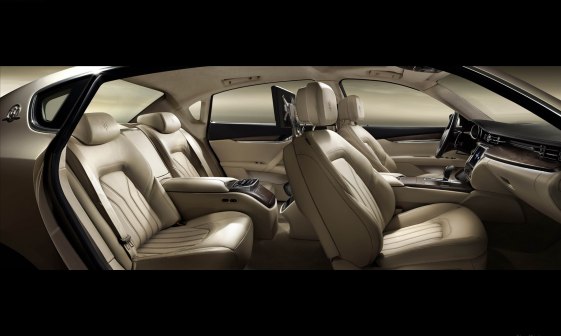 Maserati Quattroporte