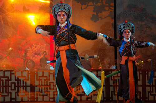 《夜奔》选段  表演：万瑜、侯超明、孙达文