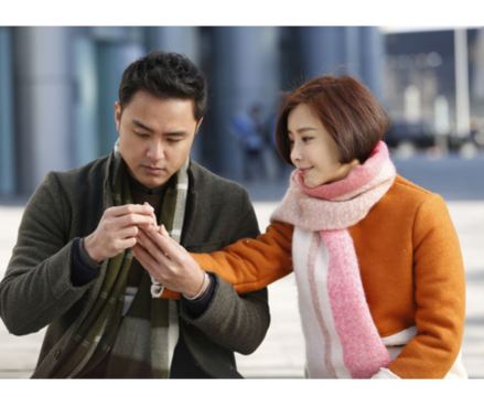 张曦文在《毛丫丫被婚记》中饰演何雨琪