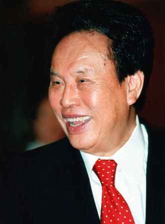 深圳彭年酒店董事长余彭年