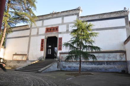 会师旧址—里仁学校门口