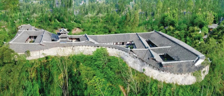 宝箴塞全貌