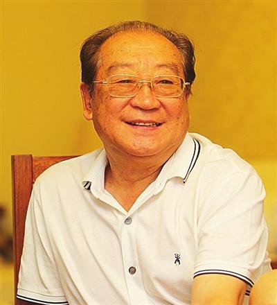 魏文亮老年