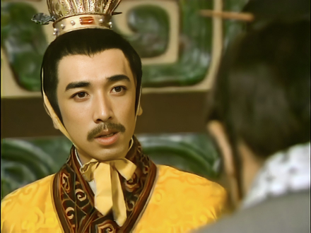 李亮在《神医华佗》中饰演的汉桓帝刘志