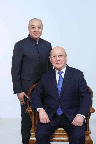 尚长荣先生与舒桐