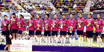 世界女排大奖赛总决赛中国队员在领奖台上