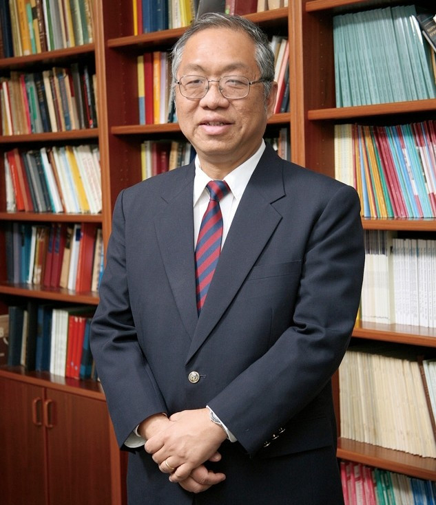 菲尔兹奖第一位华人获得者丘成桐