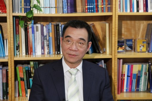 林毅夫