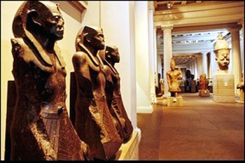 英国国家博物馆内部的埃及展馆